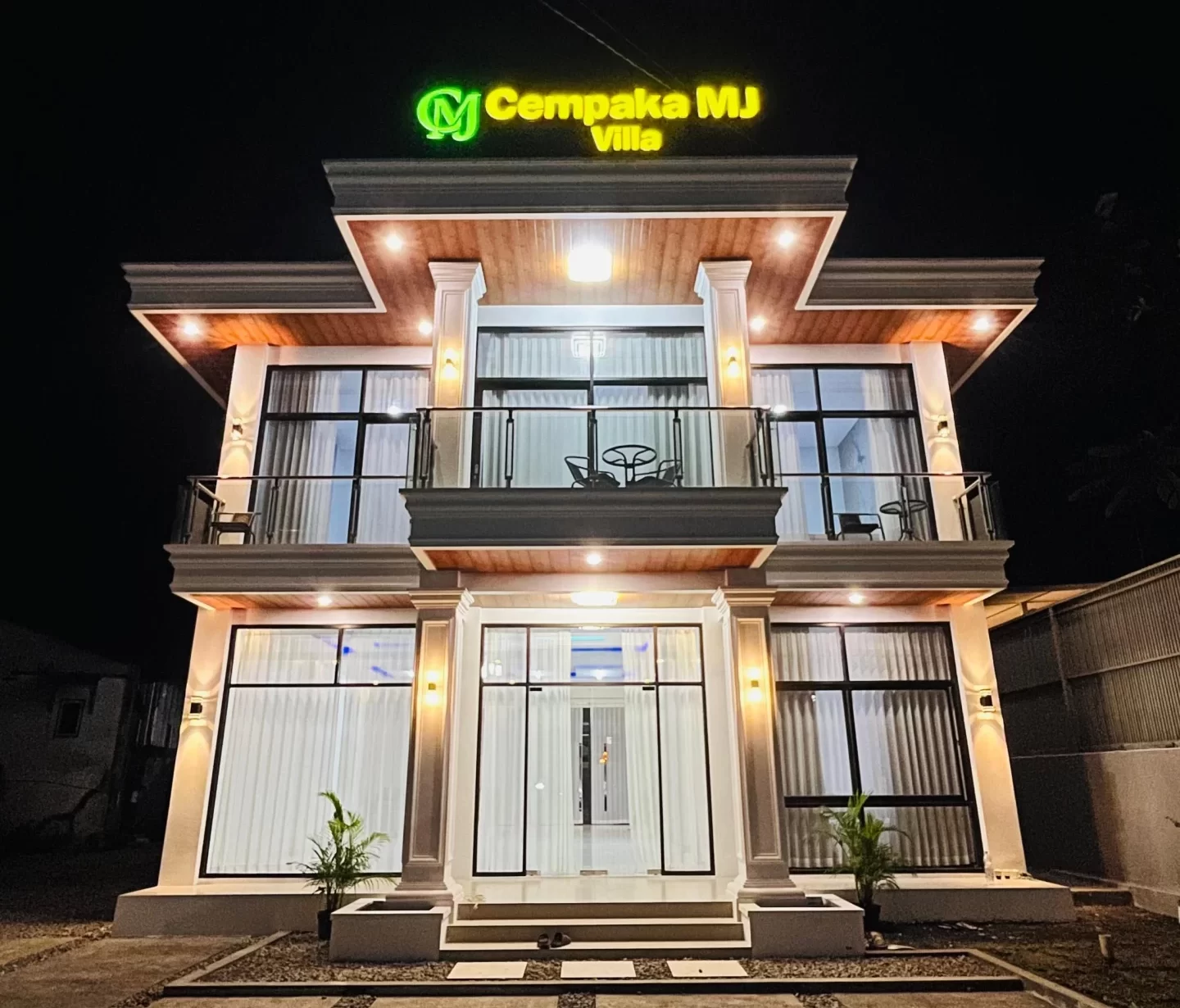 Villa Cempaka MJ